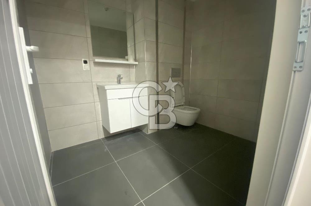 ŞERİFALİ'DE KİRALIK 180 m² DEPO&DÜKKAN!
