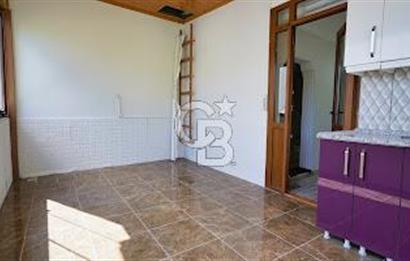 BORNOVA ATATÜRK MAH. BAHÇELİ MÜSTAKİL 4+1 TRİPLEKS SATILIK VİLLA