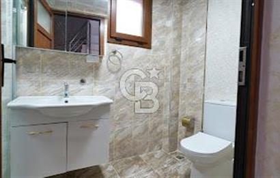 BORNOVA ATATÜRK MAH. BAHÇELİ MÜSTAKİL 4+1 TRİPLEKS SATILIK VİLLA