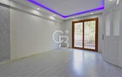 BORNOVA ATATÜRK MAH. BAHÇELİ MÜSTAKİL 4+1 TRİPLEKS SATILIK VİLLA