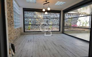 BORNOVA ATATÜRK MAH. BAHÇELİ MÜSTAKİL 4+1 TRİPLEKS SATILIK VİLLA