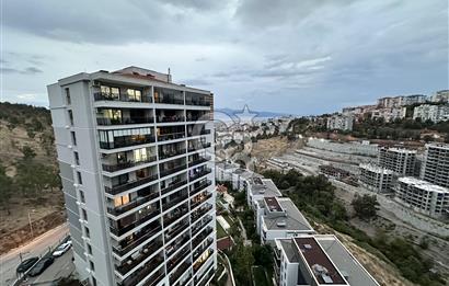 ÇİĞLİ PARK YAŞAM SANTORİNİ’DE DENİZ MANZARALI KİRALIK 2+1 DAİRE