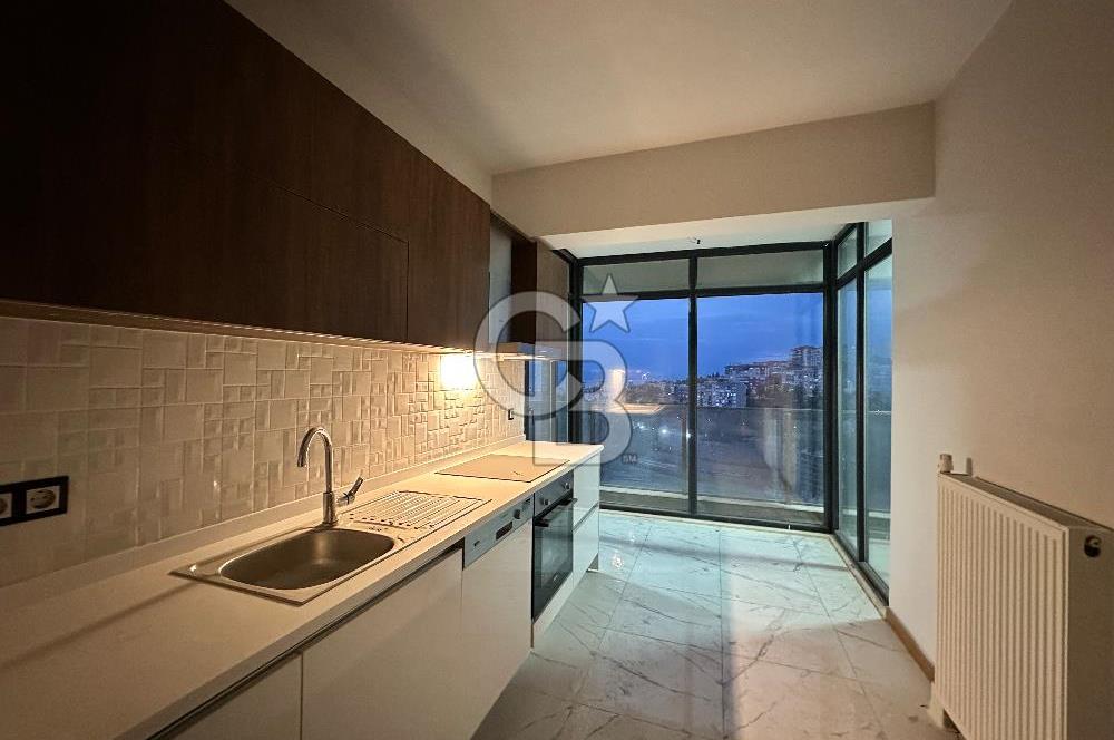 ÇİĞLİ PARK YAŞAM SANTORİNİ’DE DENİZ MANZARALI KİRALIK 2+1 DAİRE