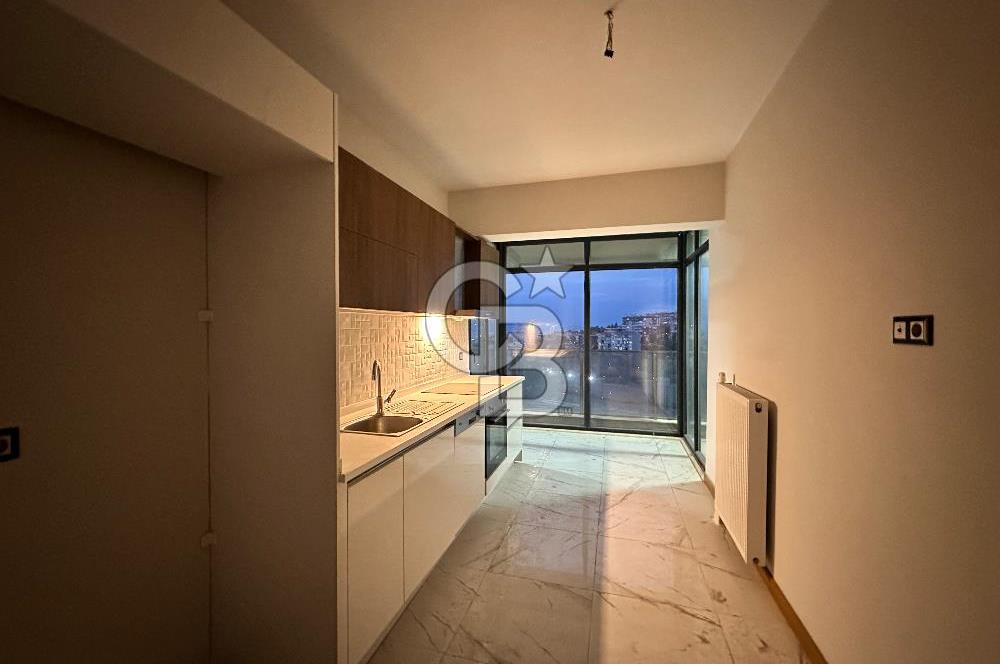 ÇİĞLİ PARK YAŞAM SANTORİNİ’DE DENİZ MANZARALI KİRALIK 2+1 DAİRE