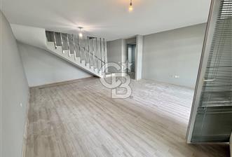 Dumankaya Cadde Yenişehir 3+1 Havuz Manzaralı, Geniş Teras ve Bahçe Kullanımlı Kiralık Daire