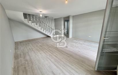 Dumankaya Cadde Yenişehir 3+1 Havuz Manzaralı, Geniş Teras ve Bahçe Kullanımlı Kiralık Daire