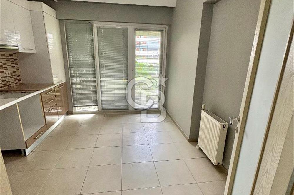 Dumankaya Cadde Yenişehir 3+1 Havuz Manzaralı, Geniş Teras ve Bahçe Kullanımlı Kiralık Daire