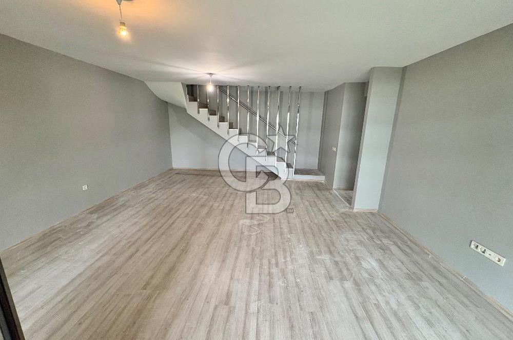 Dumankaya Cadde Yenişehir 3+1 Havuz Manzaralı, Geniş Teras ve Bahçe Kullanımlı Kiralık Daire