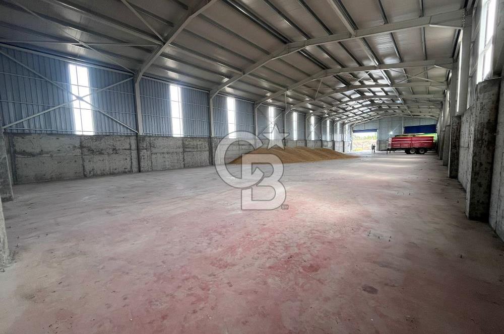 Çatalca Nakkaştepe 900 m2 Kiralık Antrepo