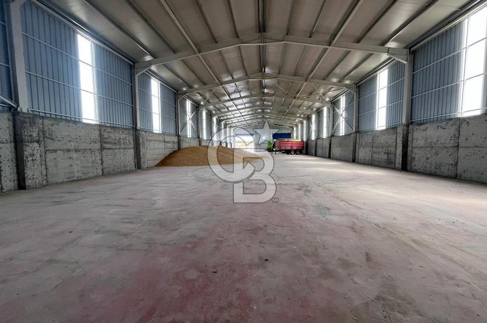 Çatalca Nakkaştepe 900 m2 Kiralık Antrepo