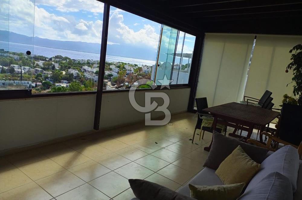 Akyarlar Begonvil Sitesi’nde Deniz ve Dağ Manzaralı 2+1 Dubleks Daire