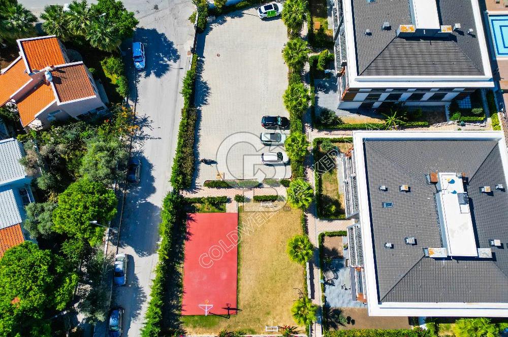 KUŞADASININ EN PRESTİJLİ SİTESİNDEN 2+1 KİRALIK