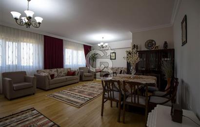 CB VİZYON’DAN BAHÇELİEVLER’DE  5+2 430m2 NET SATILIK VİLLA