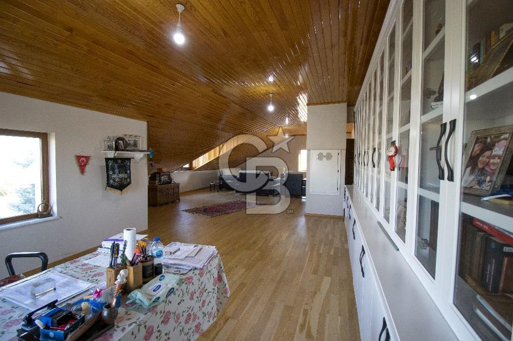 CB VİZYON’DAN BAHÇELİEVLER’DE  5+2 430m2 NET SATILIK VİLLA