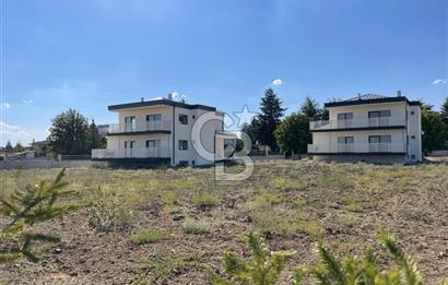 OTOBAN GİRİŞİNE 3 DK MÜTHİŞ YAPILI GENİŞ BAHÇELİ MÜSTAKİL VİLLA