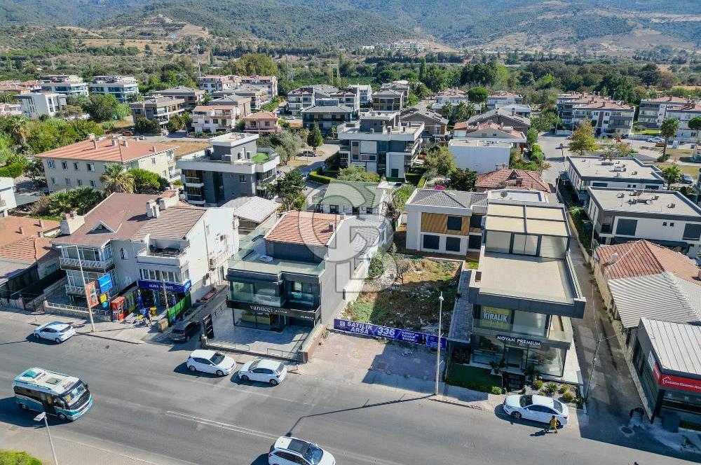 Güzelbahçe Mithatpaşa Cad. Üzeri Denize Sıfır Satılık Arsa