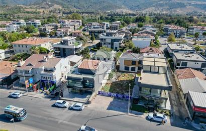 Güzelbahçe Mithatpaşa Cad. Üzeri Denize Sıfır Satılık Arsa