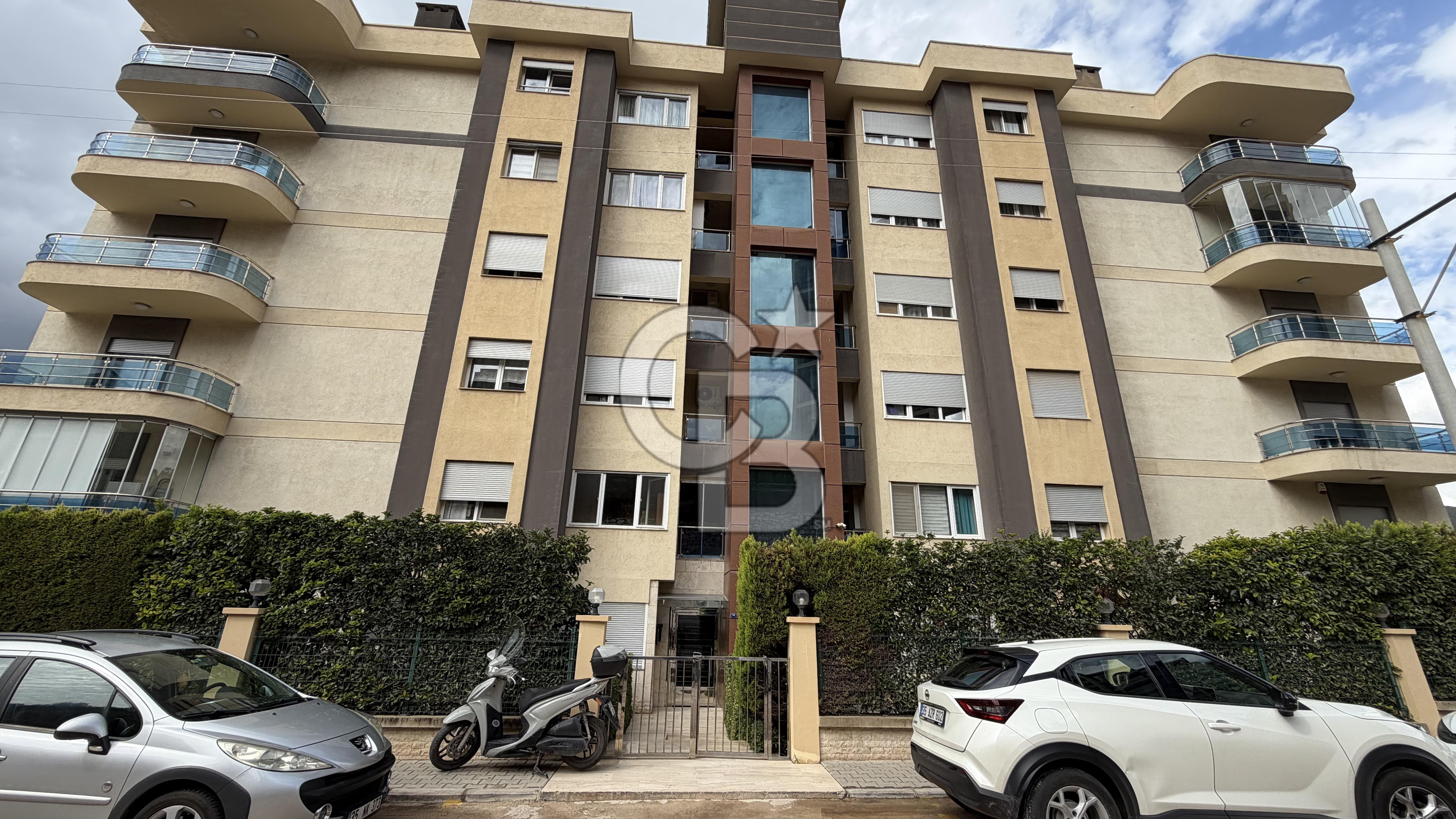 Bornova evka 3’te 4 +1 geniş ferah daire