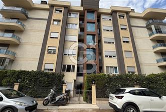 Bornova evka 3’te 4 +1 geniş ferah daire