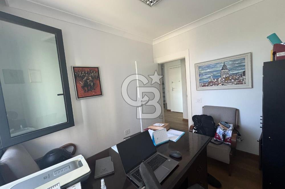 SUADİYE PLAJYOLUN'DA SAHİLE İLK LÜKS BİNADA KİRALIK OFİS