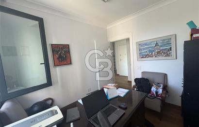 SUADİYE PLAJYOLUN'DA SAHİLE İLK LÜKS BİNADA KİRALIK OFİS