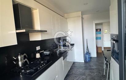 SUADİYE PLAJYOLUN'DA SAHİLE İLK LÜKS BİNADA KİRALIK OFİS
