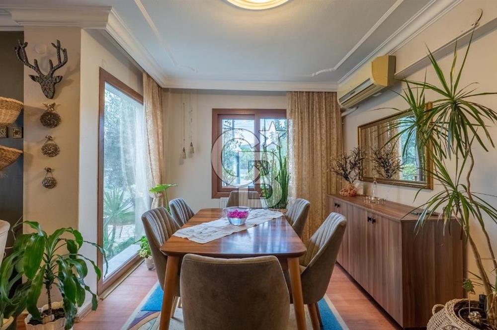 Güzelbahçe Siteler'de Satılık Villa