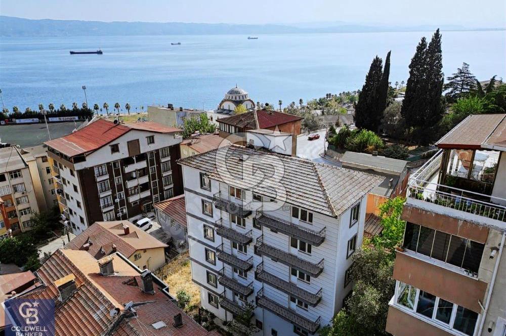 CB ENVOY'dan KOÜ Meslek Yüksek Okulu Yanı Satılık Komple Bina