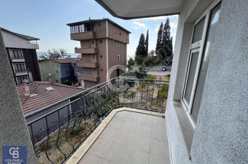 CB ENVOY'dan KOÜ Meslek Yüksek Okulu Yanı Satılık Komple Bina
