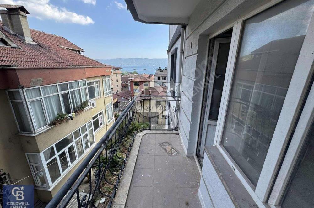 CB ENVOY'dan KOÜ Meslek Yüksek Okulu Yanı Satılık Komple Bina