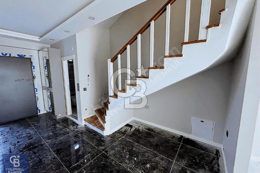 CB ENVOY'dan Yeniköy Notting Hill Projesinde Satılık Köşe Villa