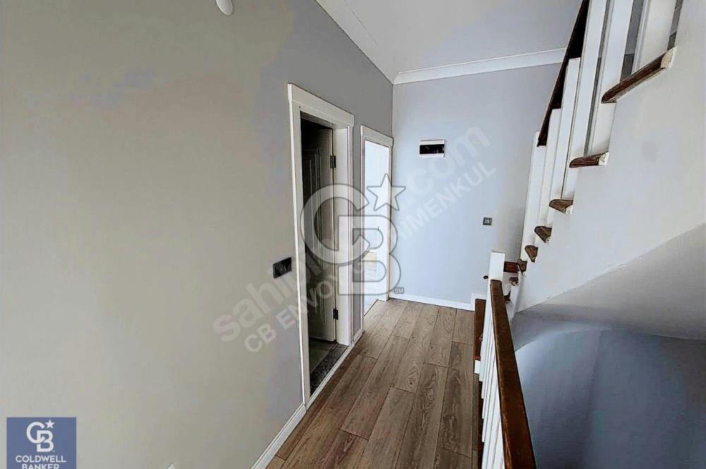 CB ENVOY'dan Yeniköy Notting Hill Projesinde Satılık Köşe Villa