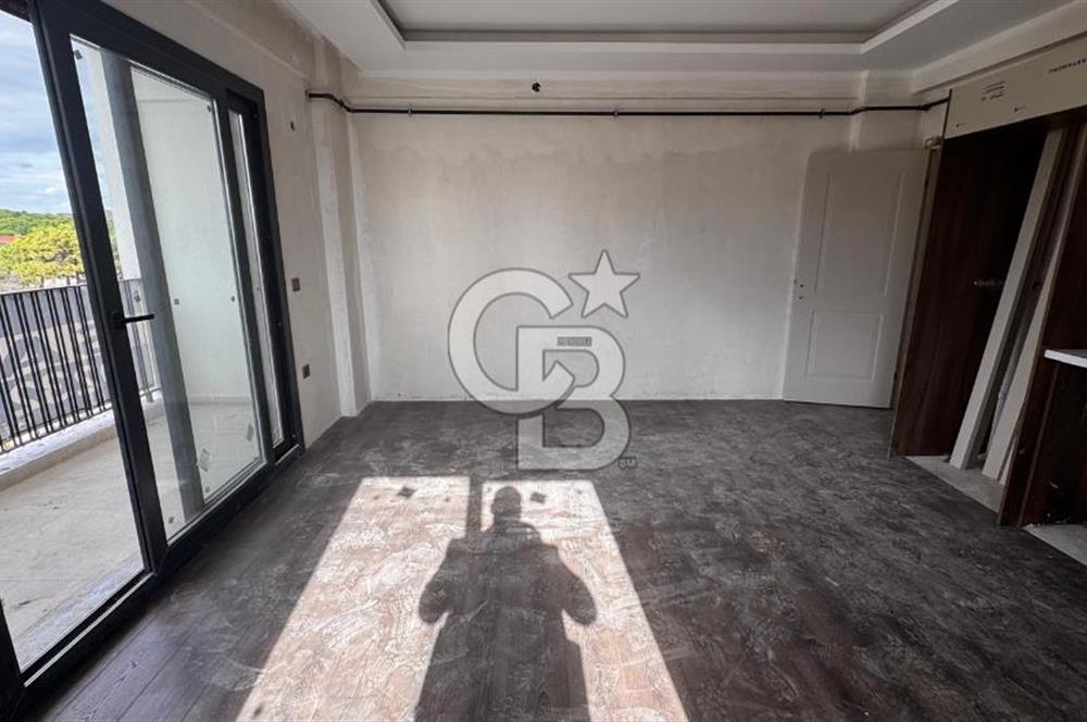 SEFERİHİSAR ÇOLAK İBRAHİM MAH. YENİ BİNA 2+1 70m2 AKILLI EV