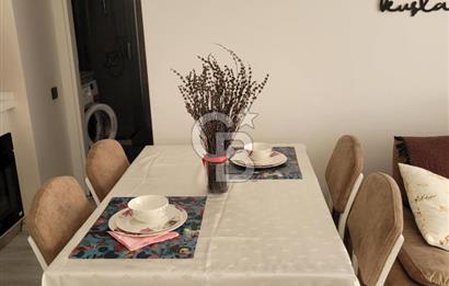 ÇİĞLİ BALATÇIK TRADEMARK 2 SİTESİNDE EŞYALI KİRACISIZ SATILIK DAİRE