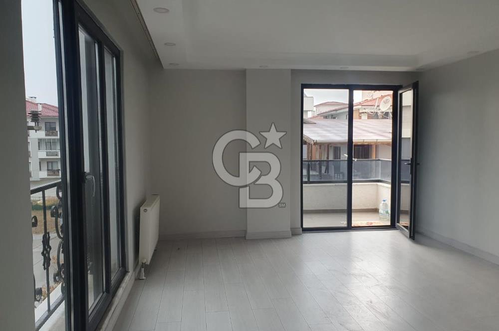 YALOVA ÇİFTLİKKÖY MEHMETAKİF'TE SATILIK 4 KATLI 5 YILLIK BİNA 
