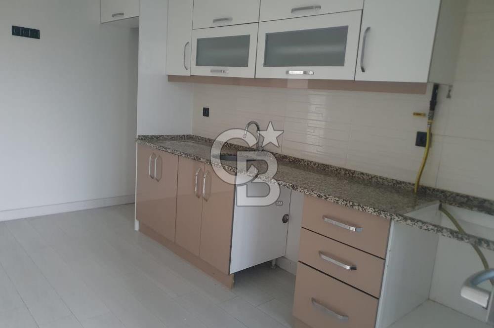 YALOVA ÇİFTLİKKÖY MEHMETAKİF'TE SATILIK 4 KATLI 5 YILLIK BİNA 