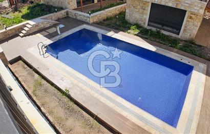 Yeni foça da satılık lüks villa