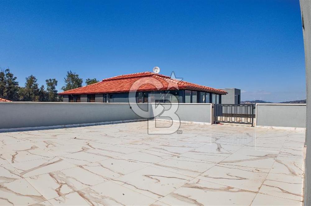 Yeni foça da satılık lüks villa