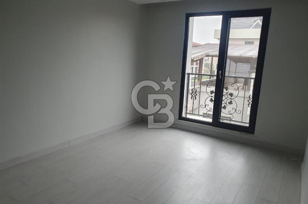 YALOVA ÇİFTLİKKÖY MEHMETAKİF'TE SATILIK 4 KATLI 5 YILLIK BİNA 