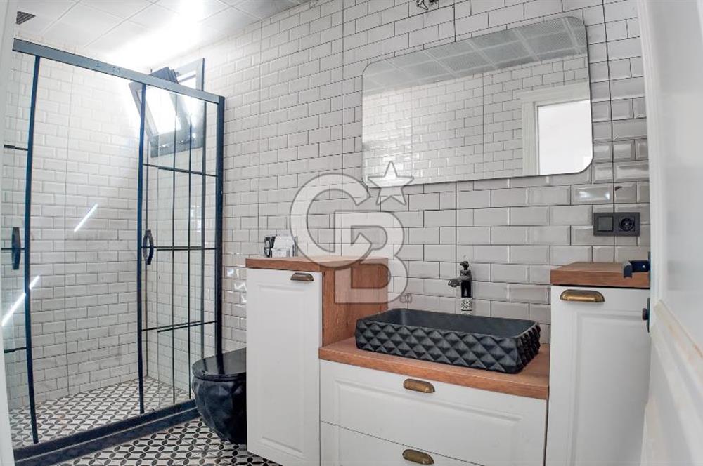 Yeni foça da satılık lüks villa