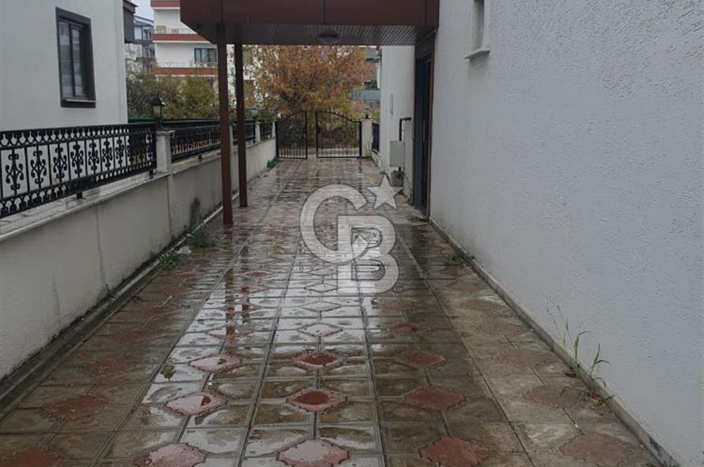 YALOVA ÇİFTLİKKÖY MEHMETAKİF'TE SATILIK 4 KATLI 5 YILLIK BİNA 