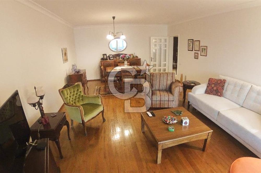 Mavişehir Selçuk 6 da Satılık 4+1 Daire