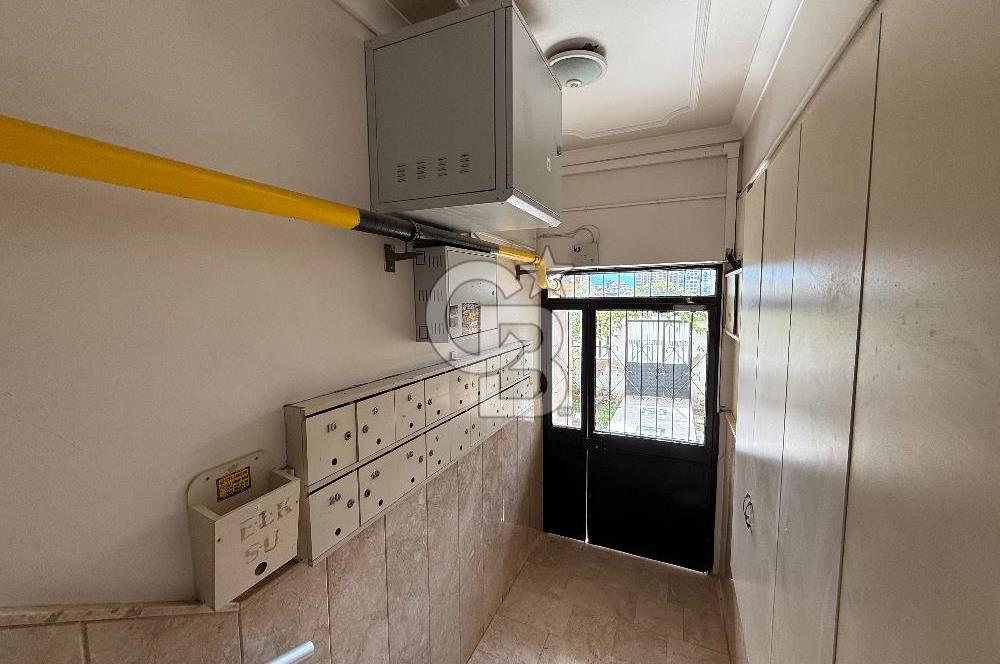 Karşıyaka Örnekköy Mh  Arakat  3+1 Satılık Daire