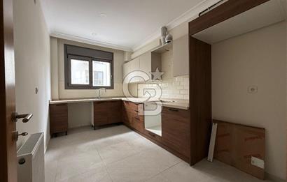 MİNİBÜS CAD. CEPHELİ KONUT OFİS BÜROYA UYGUN BALKONLU OTOPARKLI