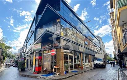 bayraklı'da satılık cadde üzeri dükkan