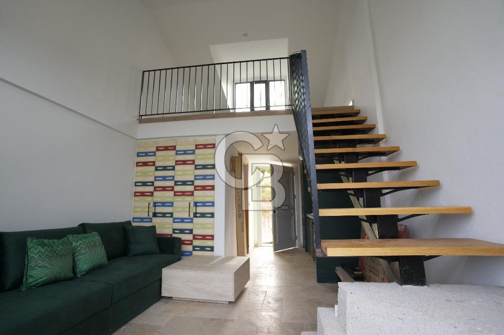 Alaçatı Port Invictus’ta 3+1 Triplex 165m2 Satılık Daire