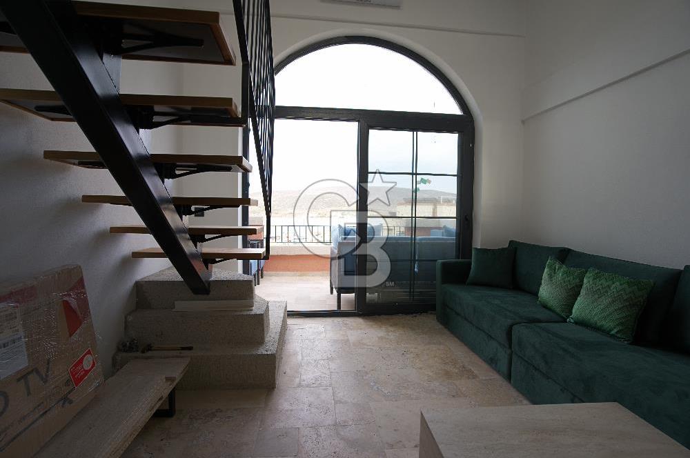 Alaçatı Port Invictus’ta 3+1 Triplex 165m2 Satılık Daire