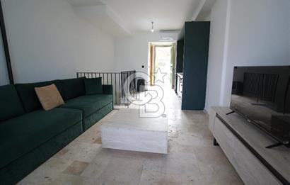 Alaçatı Port Invictus’ta 3+1 Triplex 165m2 Satılık Daire