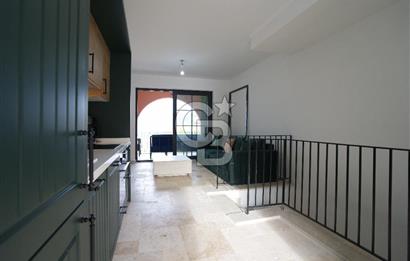 Alaçatı Port Invictus’ta 3+1 Triplex 165m2 Satılık Daire