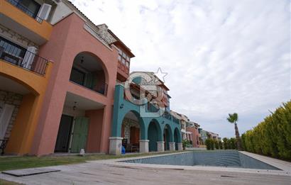 Alaçatı Port Invictus’ta 3+1 Triplex 165m2 Satılık Daire